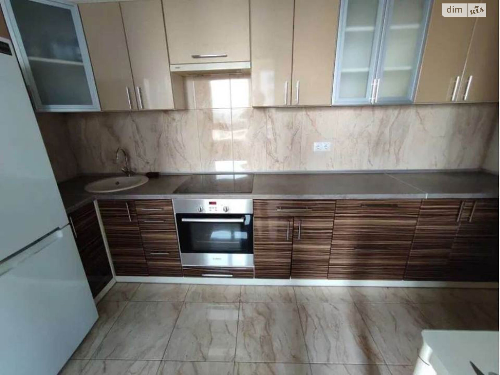 Cozy 1-bedroom apartment in Zarichnyi Complex near Slavutych Metro