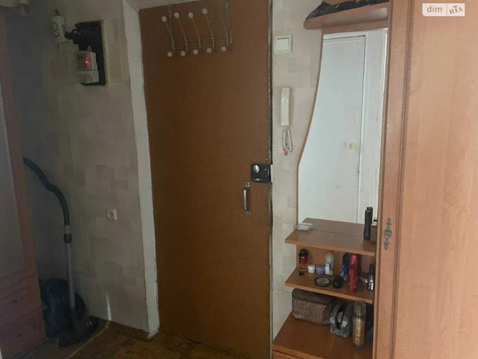1-bedroom apartment near Nивки metro, furnished with appliances