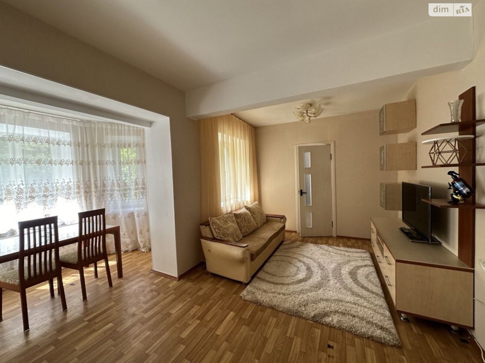 3-Room Fully Furnished Apartment with Separate Rooms and Good Infrastructure