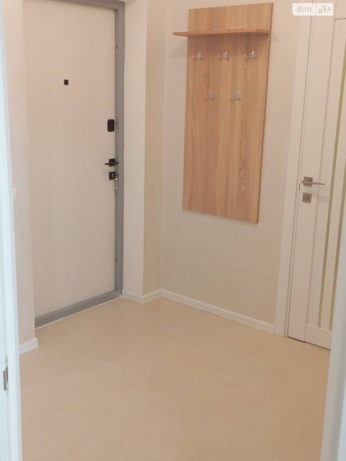 1-Bedroom Apartment with Large Kitchen, Spacious Layout