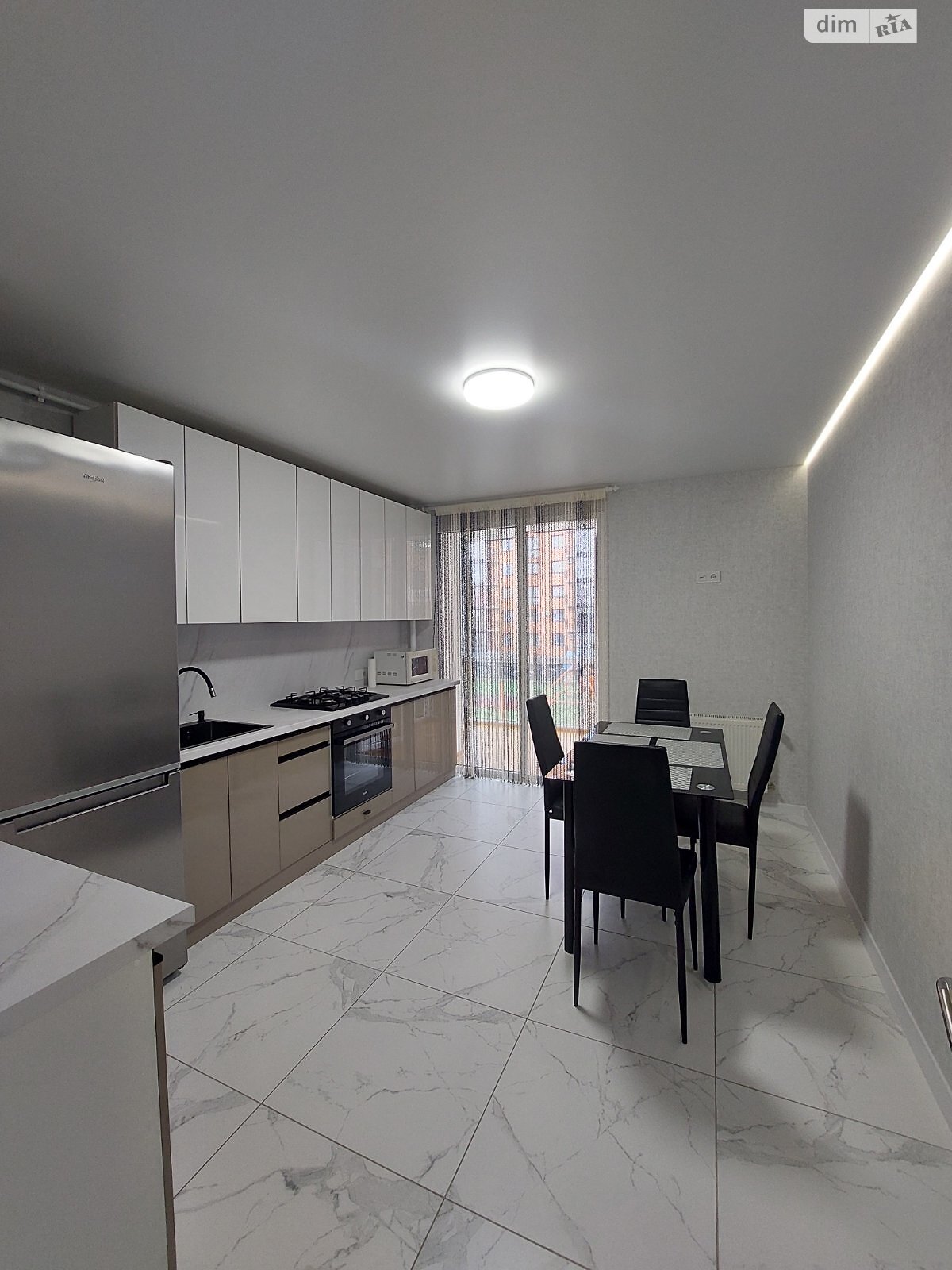 Modern Two-Room Apartment in Yarovytsia Complex
