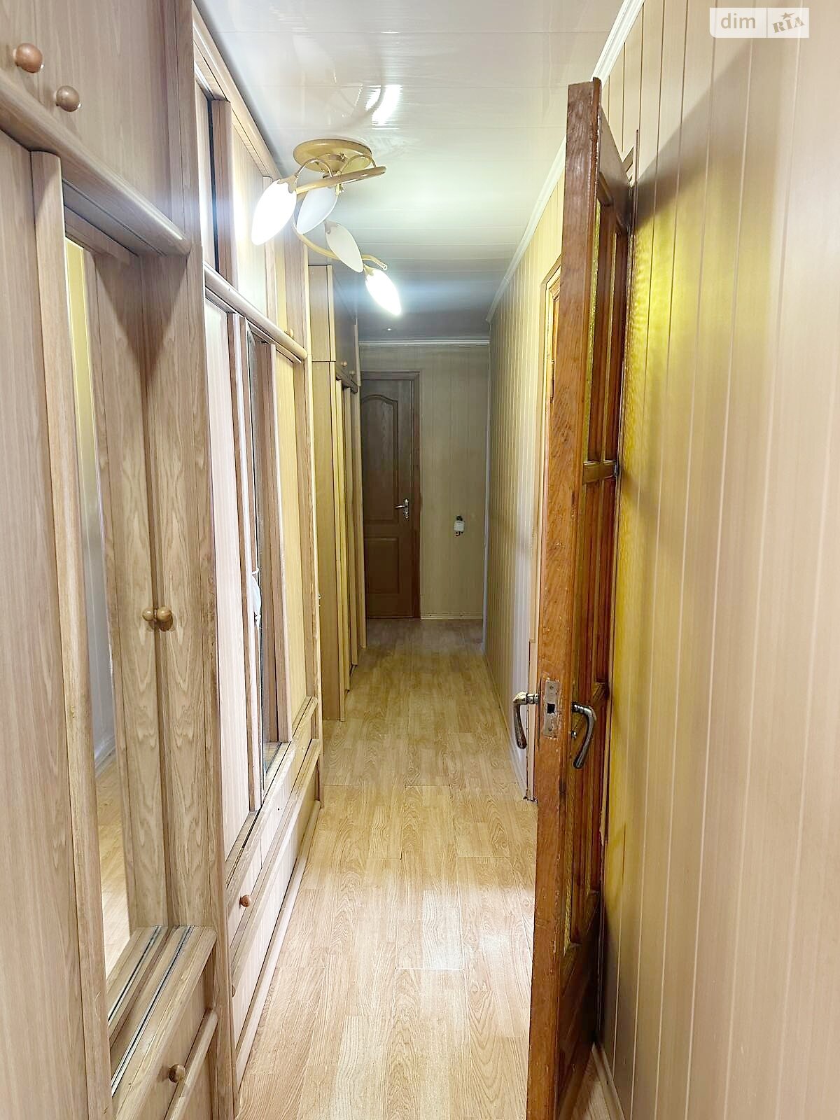 3-Room Apartment on Repina Street with Separate Rooms and Two Balconies