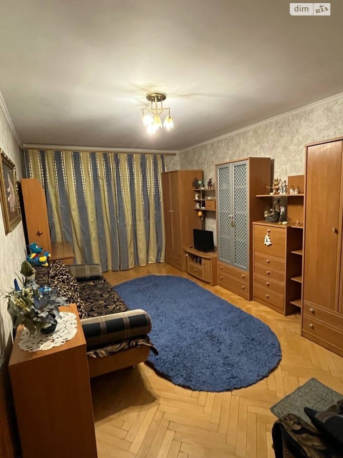 Bright one-room apartment on Naukova Street with full furnishing