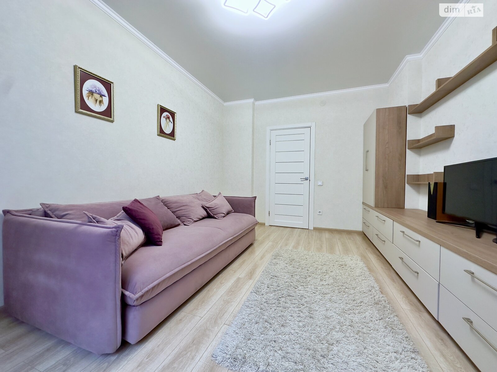Spacious 2-room apartment in ЖК 'Семицвіт' with functional design