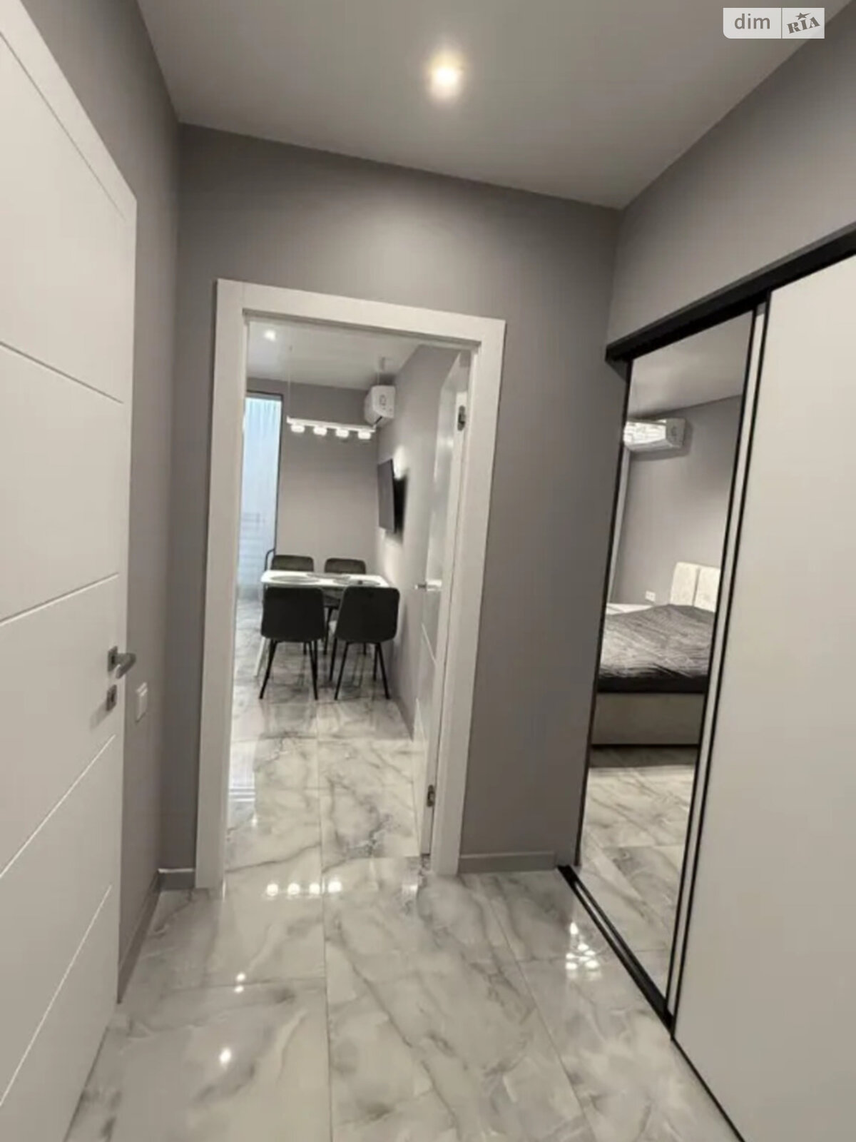 Modern Apartment in Dnipro with Designer Interior
