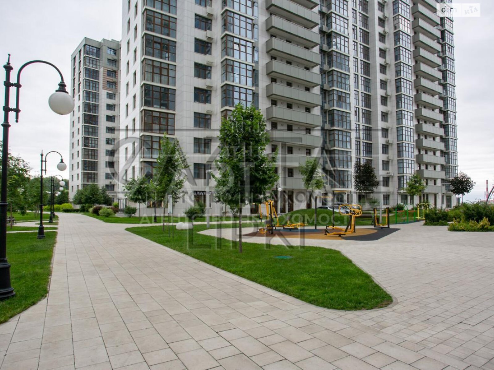 3-комнатная квартира в комплексе Новопечерские Липки