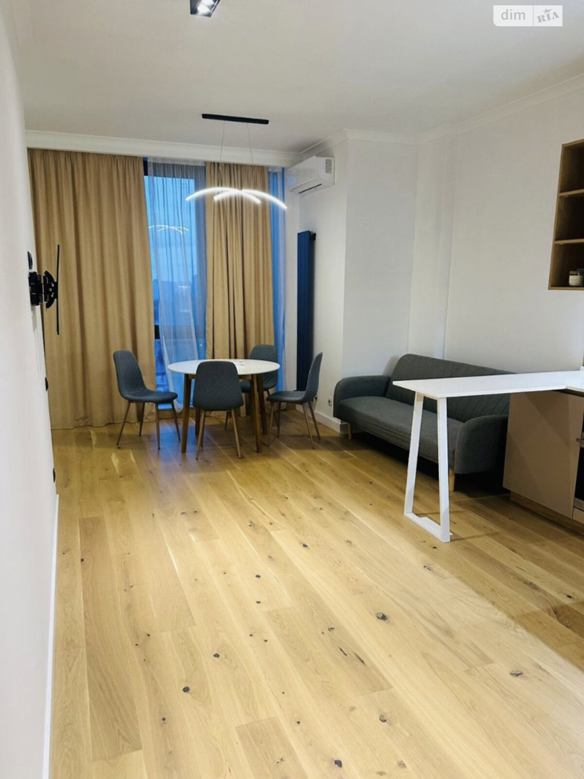 Apartment in Chkalov Tower Complex with Modern Design and City View
