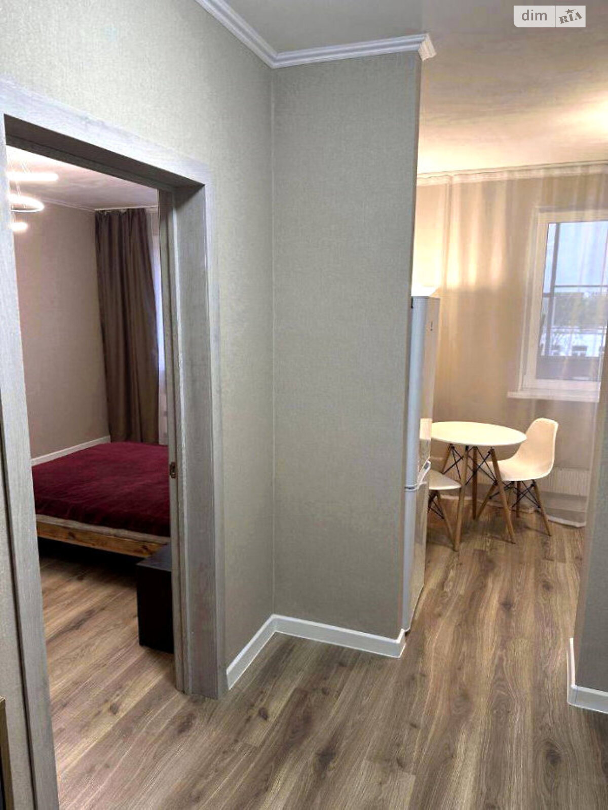 1-Room Apartment with Modern Renovation and Furnishings