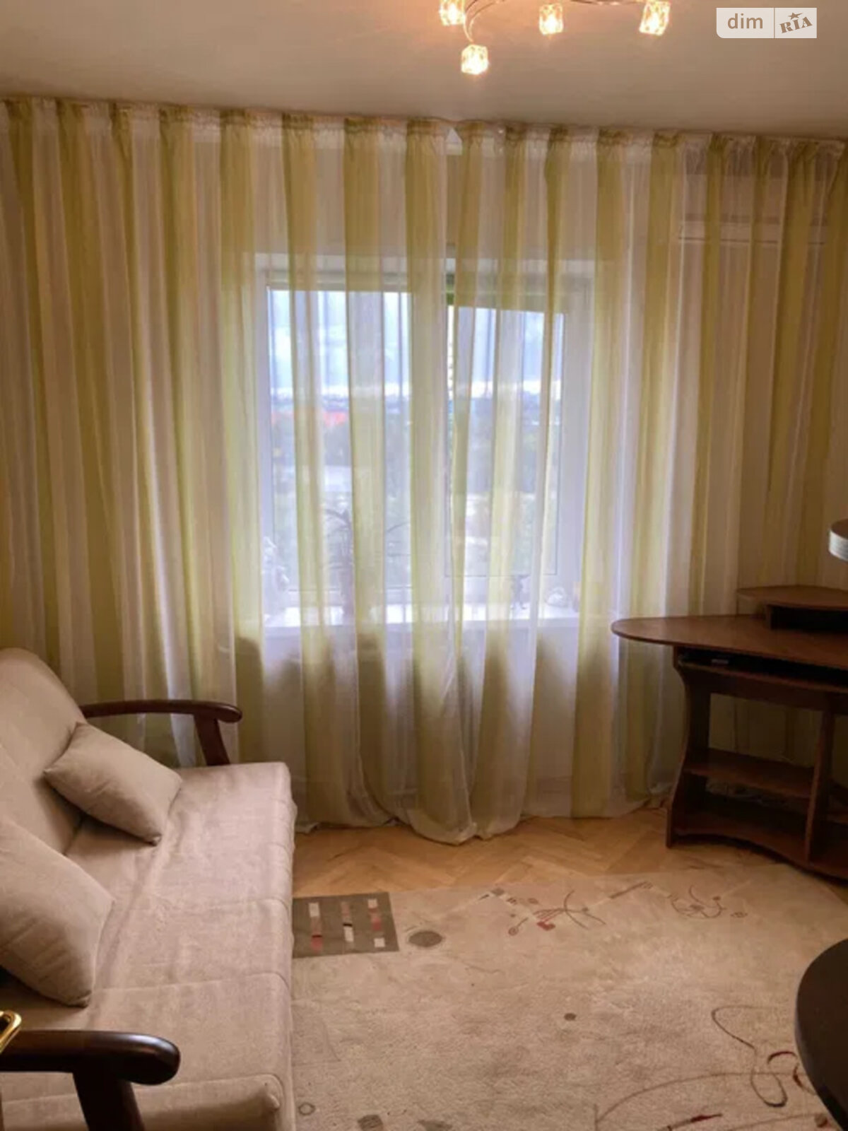 2-Room Apartment on Priozernaya Street, 6th Floor, Fully Furnished