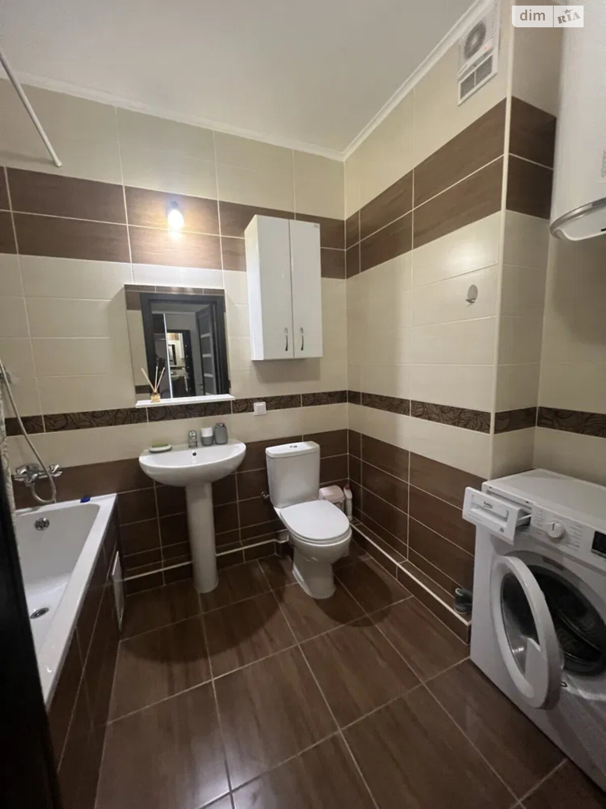 1-Bedroom Apartment in Traditsiya Complex, Elena Pchilki Street