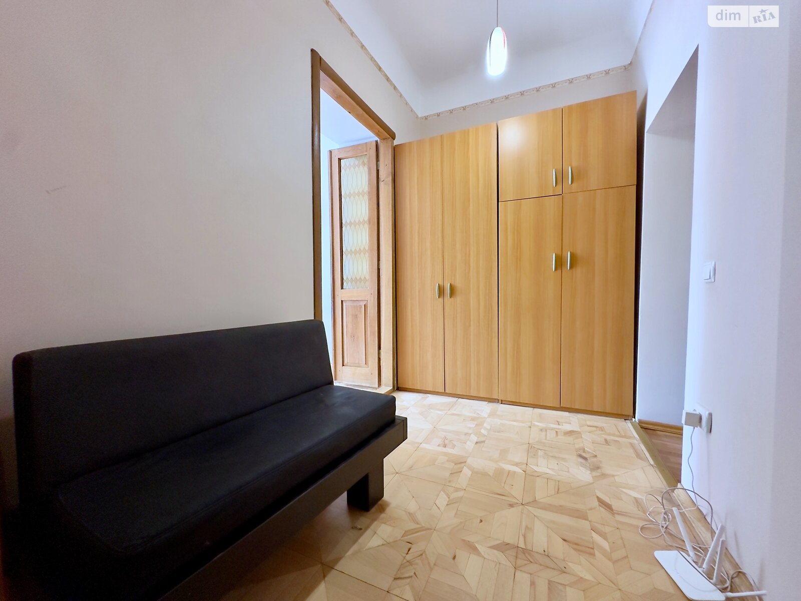 Spacious 1-bedroom apartment in City Center near Puppet Theater