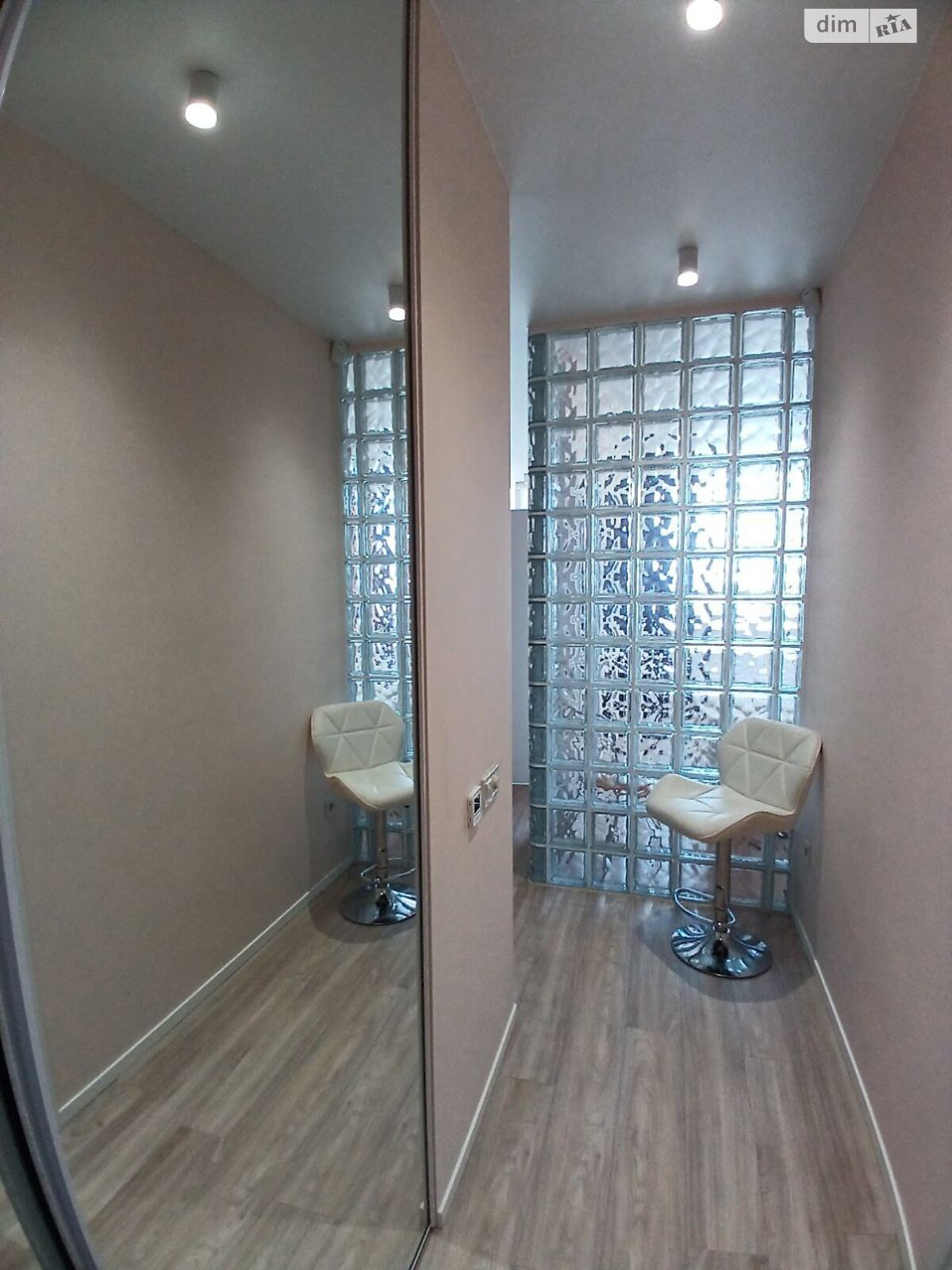 Fully Furnished 1-Bedroom Apartment in Podolsky District