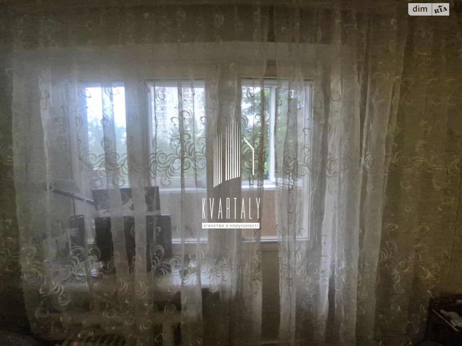 2-room apartment on Zdolbunivska Street, well-equipped and conveniently located