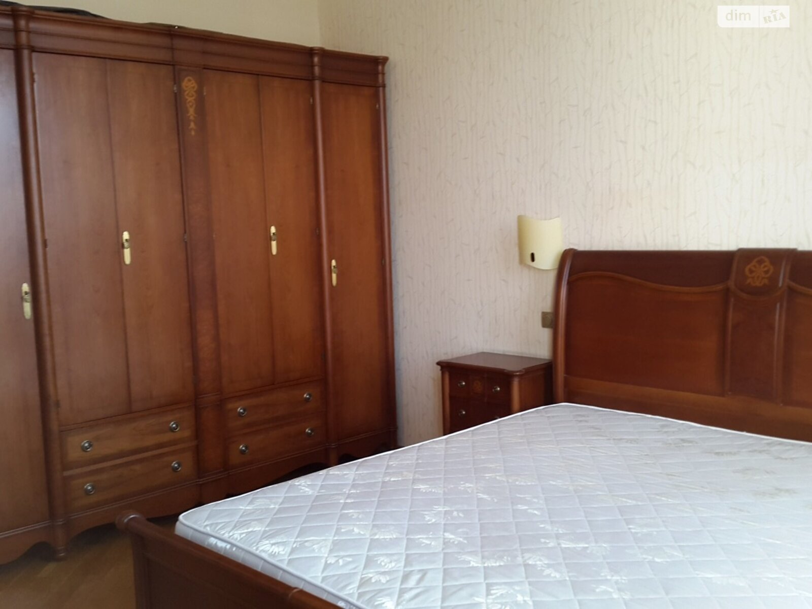 Spacious Bright Apartment with Panoramic City Views