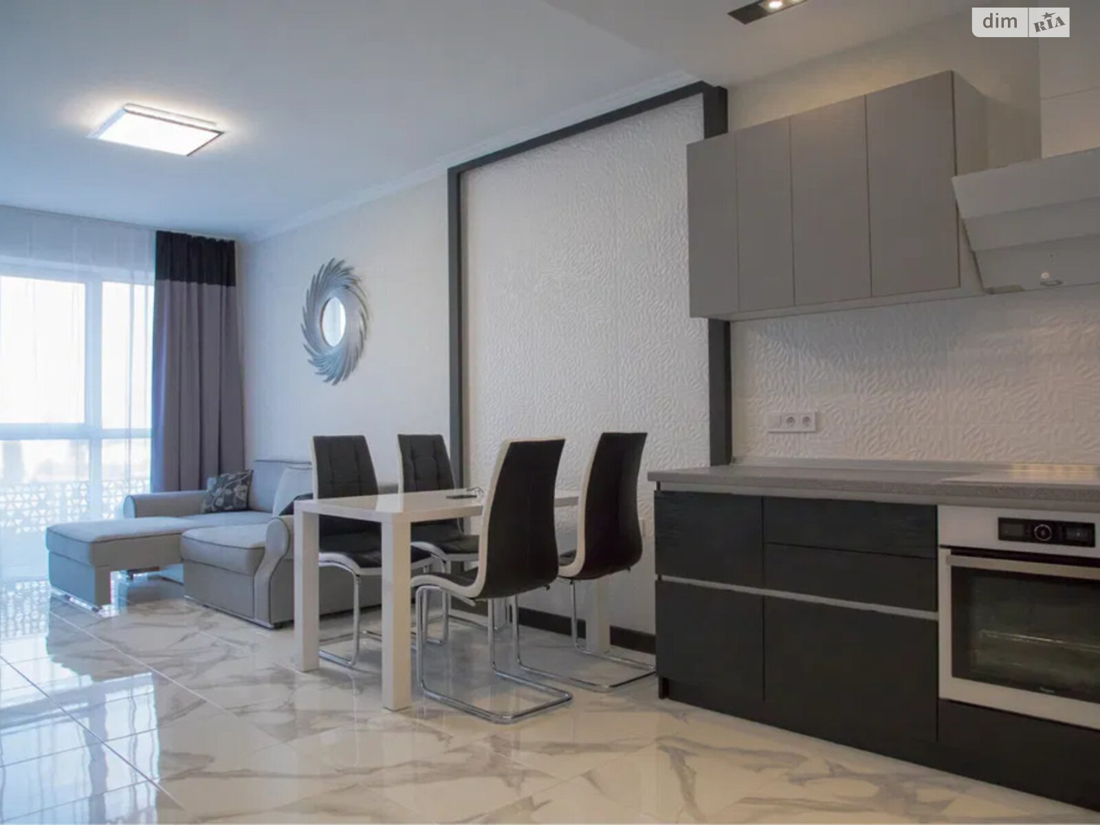 2-bedroom apartment in comfortable and safe residential complex 'Quartet'