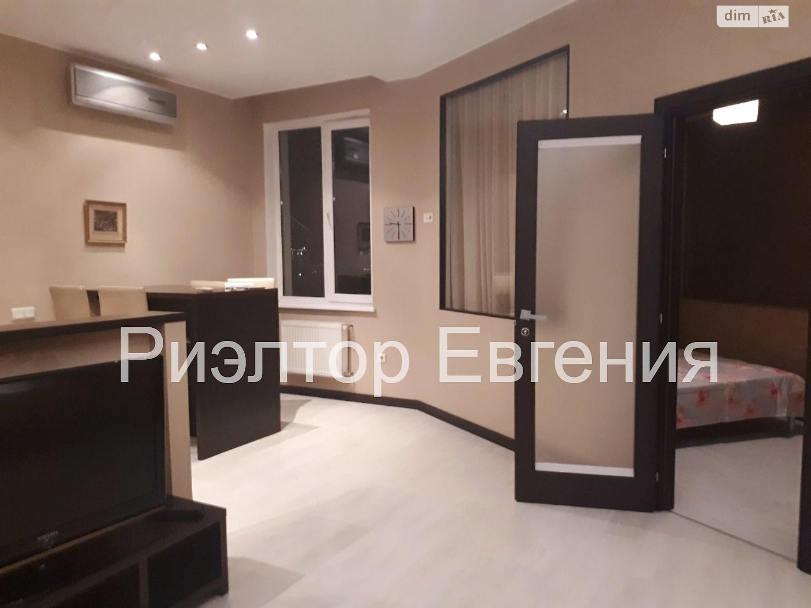Miracle City кешеніндегі пәтер, 55 шаршы м, ас үй-студия + жатын бөлме