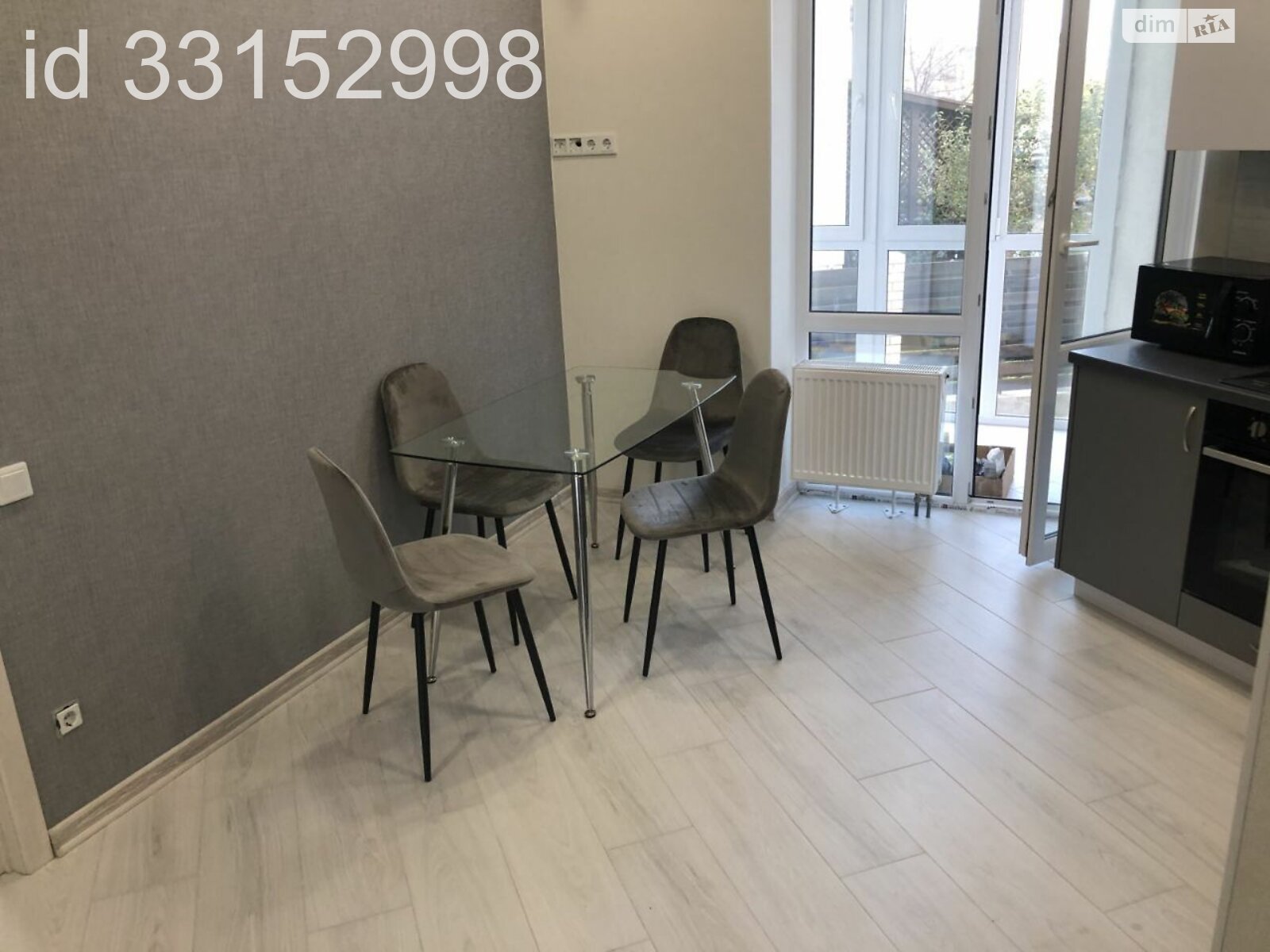 1-Bedroom Apartment in Mandarin Complex, Voloshkova Street