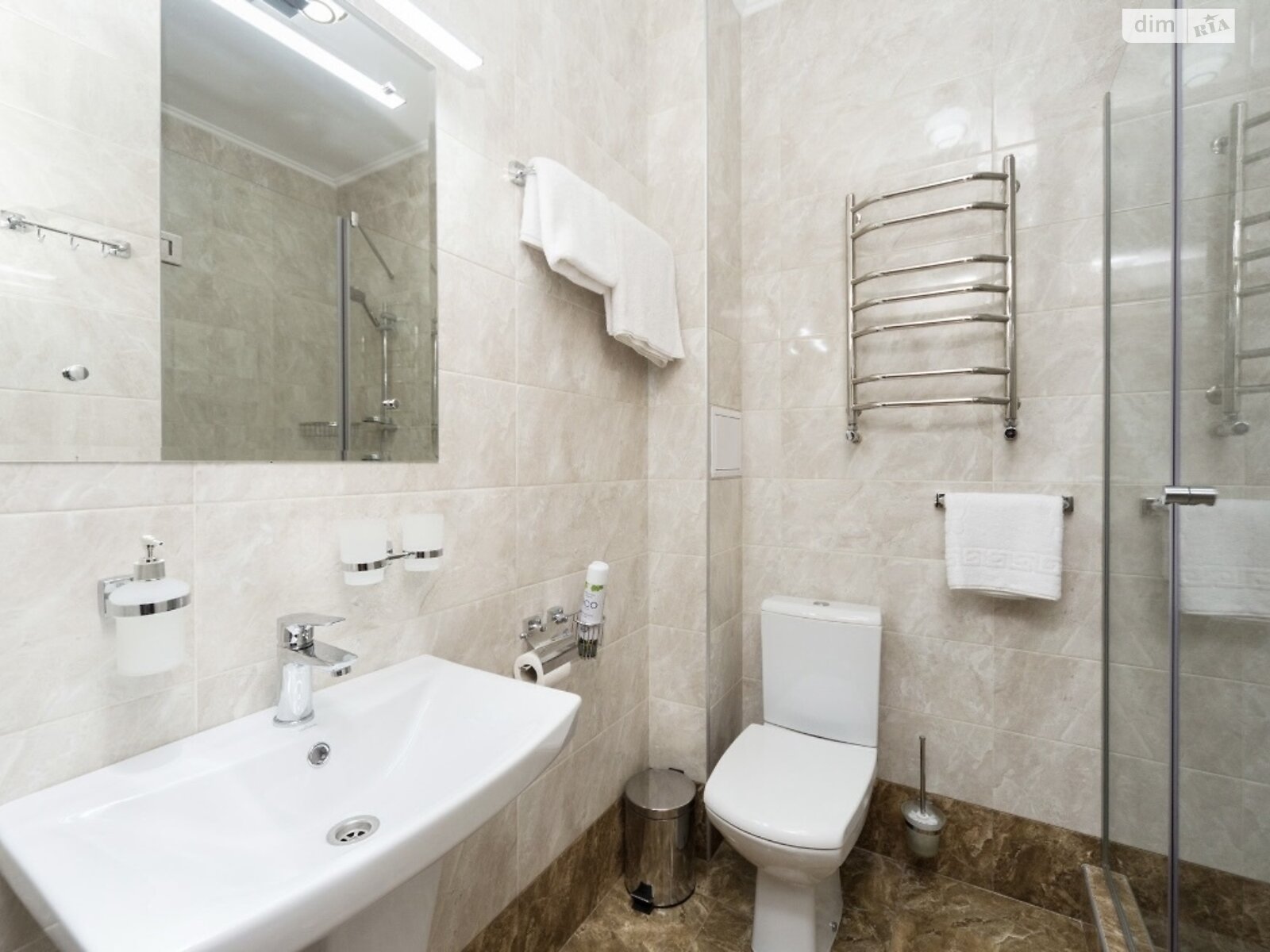 2-Room Studio Apartment with Sea Proximity and Garden