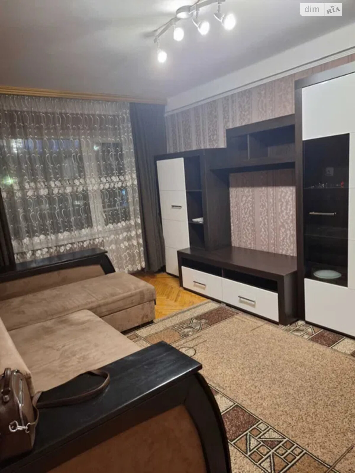 2-Bedroom Apartment in Comfortable and Safe Building