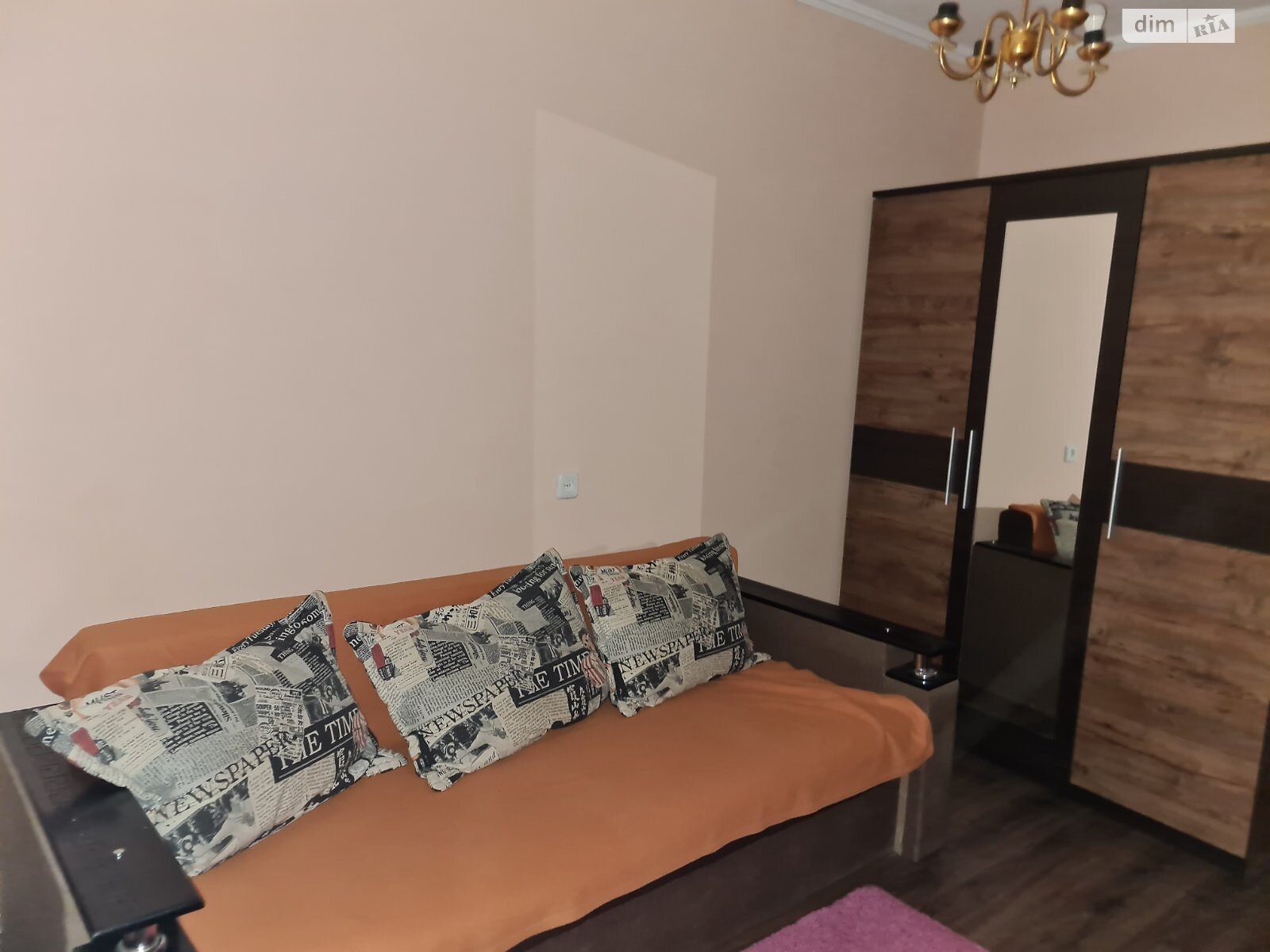 2-room apartment in Uzhgorod with separate rooms and fresh renovation