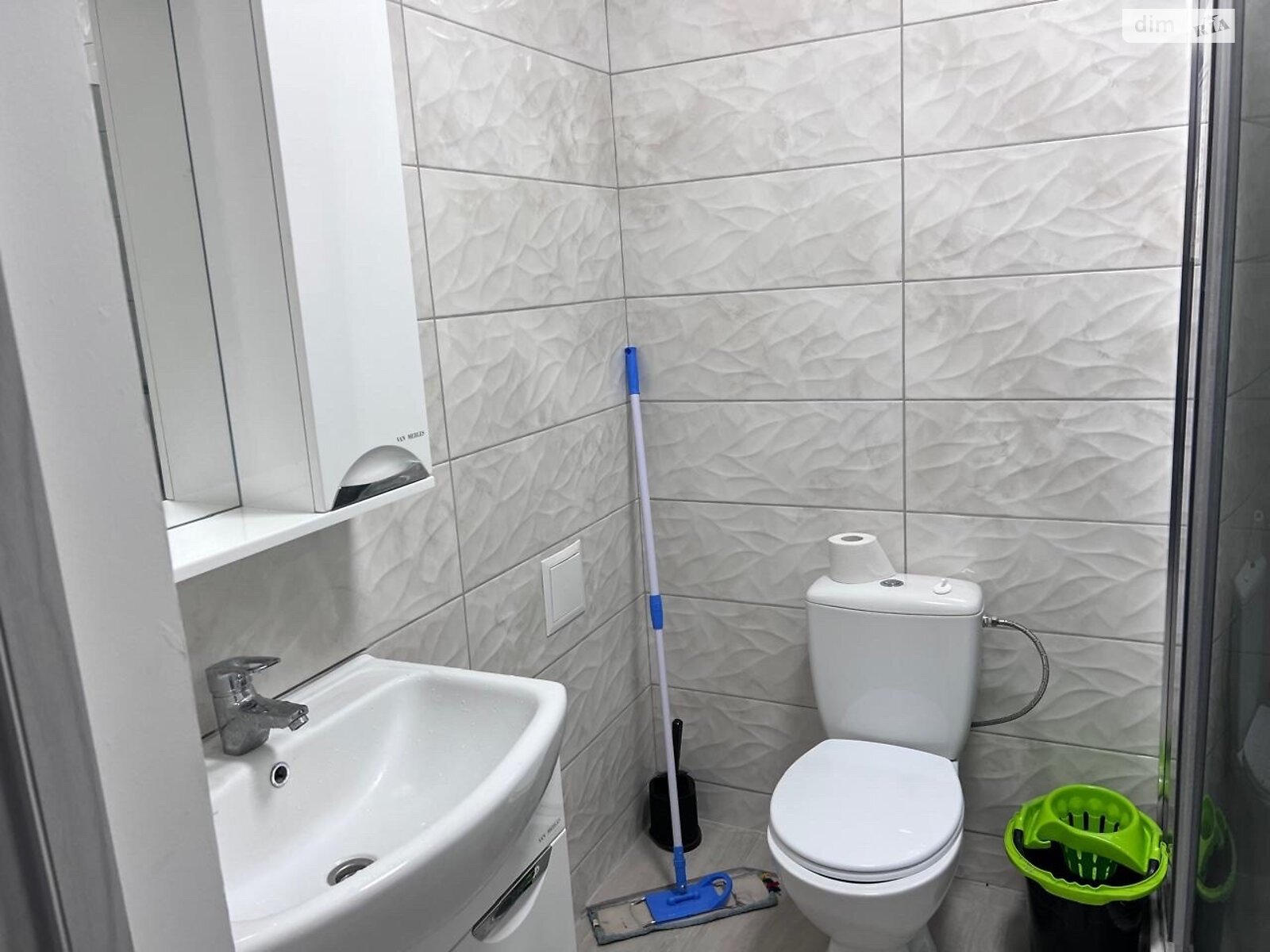 Spacious apartment in new complex with balcony and electric heating