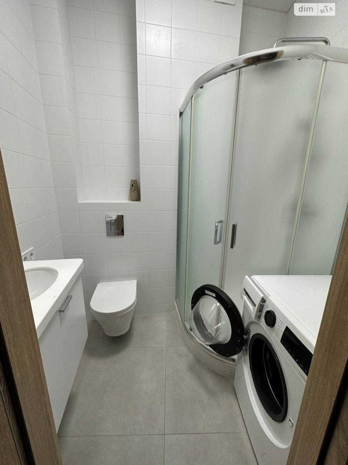 2-Room Apartment near Sea, Parking Included, Modern Design