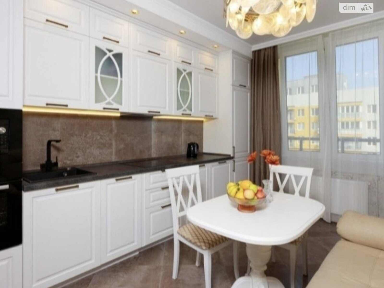 1-Room Apartment in Mikhailovsky Complex with Renovation and Furniture