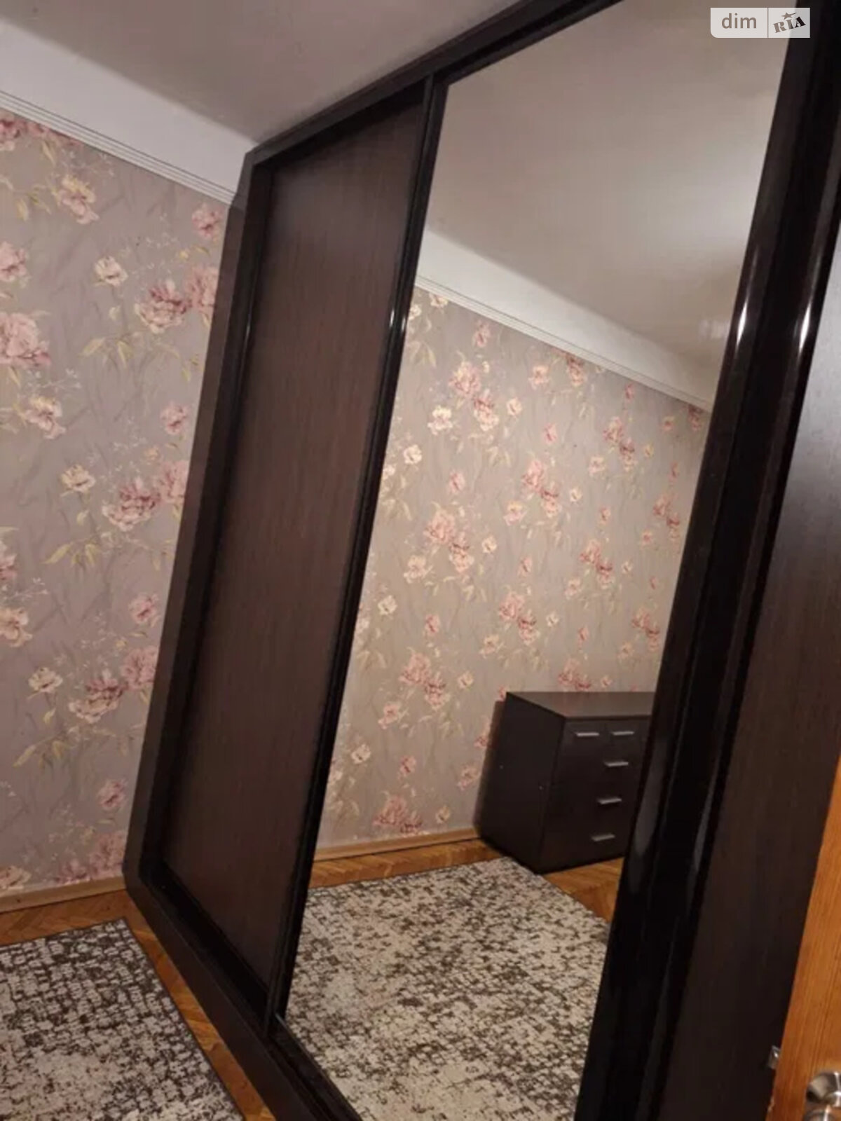 2-Bedroom Apartment in Comfortable and Safe Building