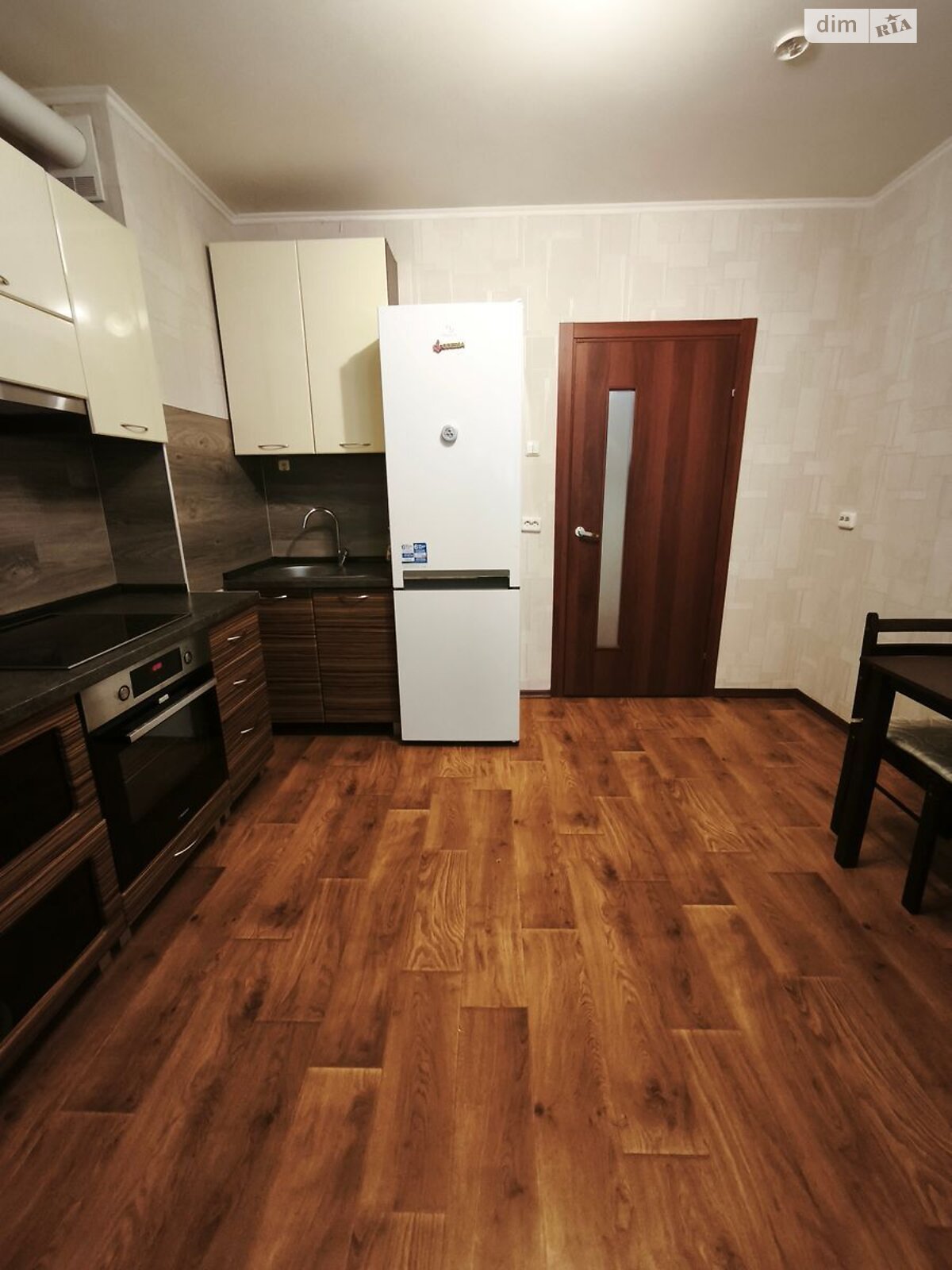 Spacious Apartment in Krister Grad Complex with Modern Amenities