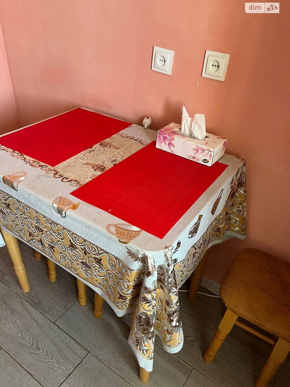 1-bedroom apartment on Maksyma Zaliznyaka Street, Озерная district