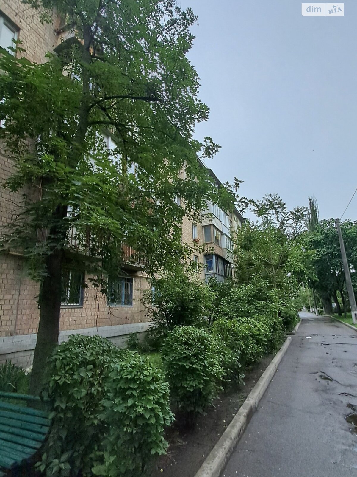 Two-room apartment in Dniprovskyi district, Voskresenskyi Masiv