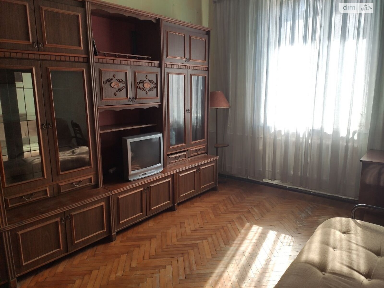 Spacious 2-room apartment in city center near Svyato-Uspensky Cathedral