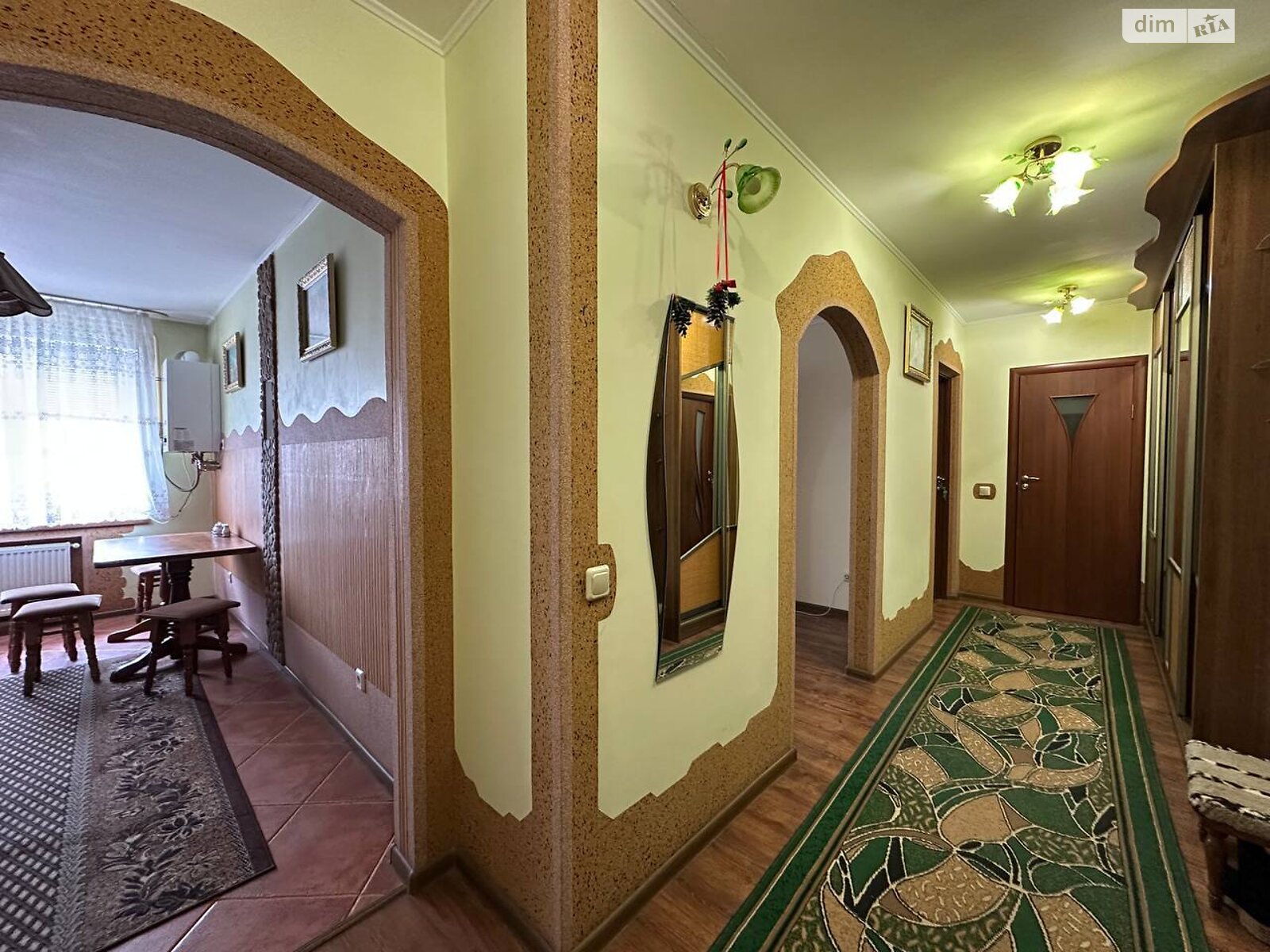 Cozy 1-Room Apartment on Nadrechna Street