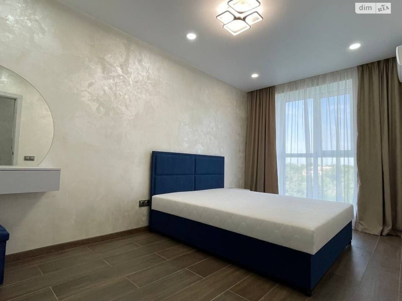 2-Room Apartment in Dubinina Complex, Heroiv Spasateliv Street