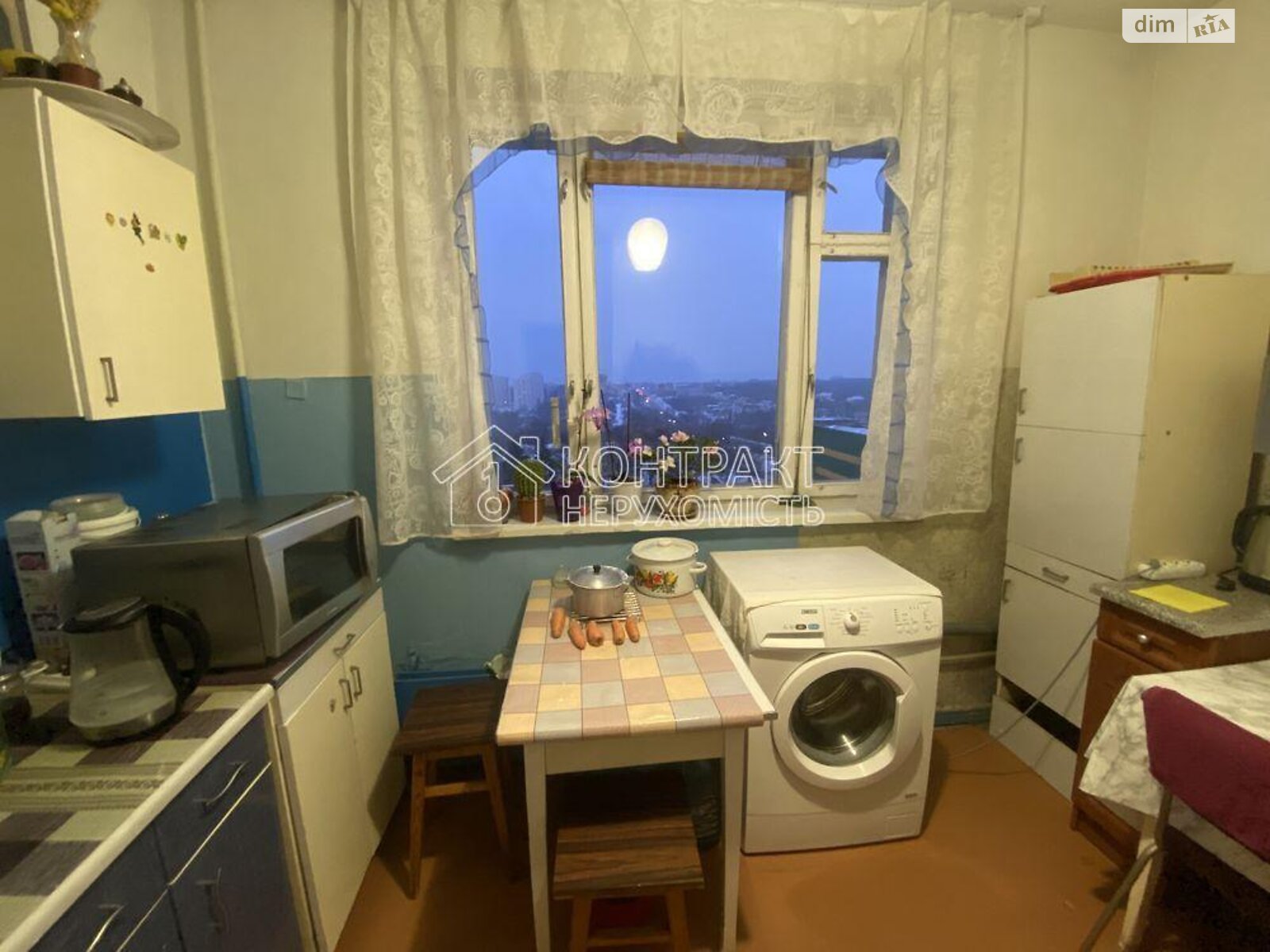 3-Room Apartment on Derevyanka Street, Utilities Included