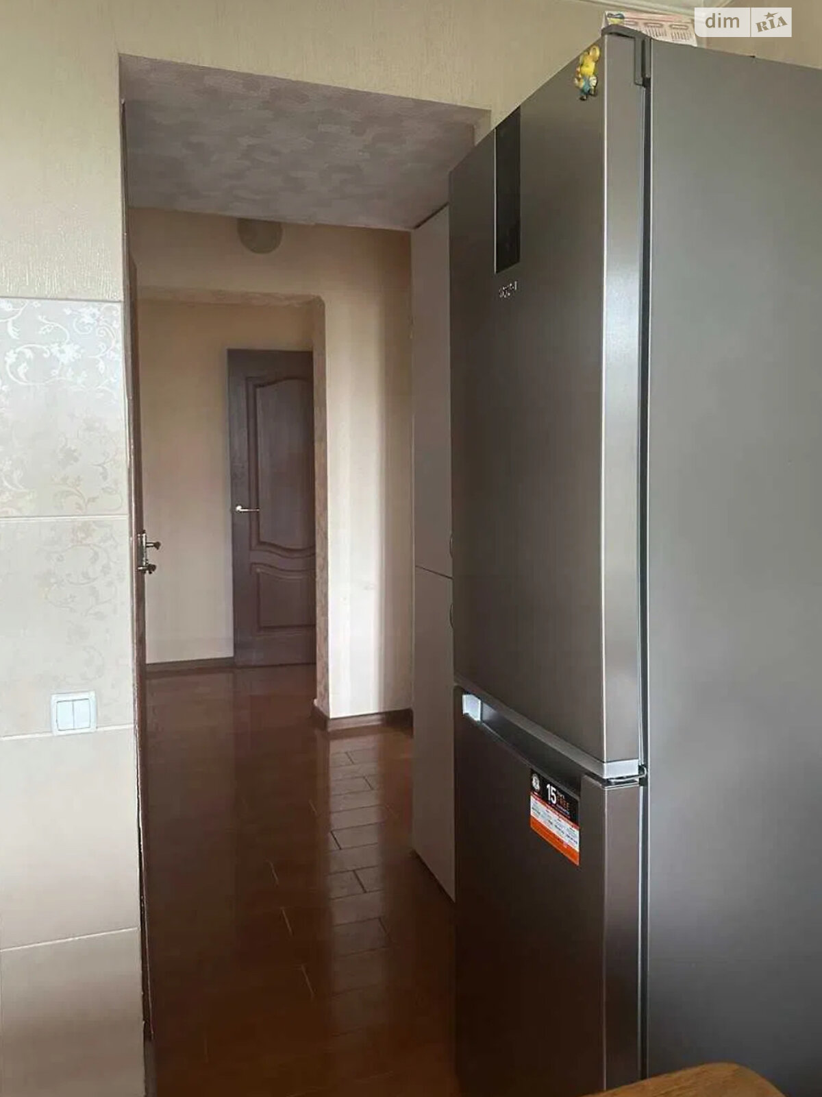 3-Room Apartment near Lisova Metro Station with Separate Rooms and Balcony