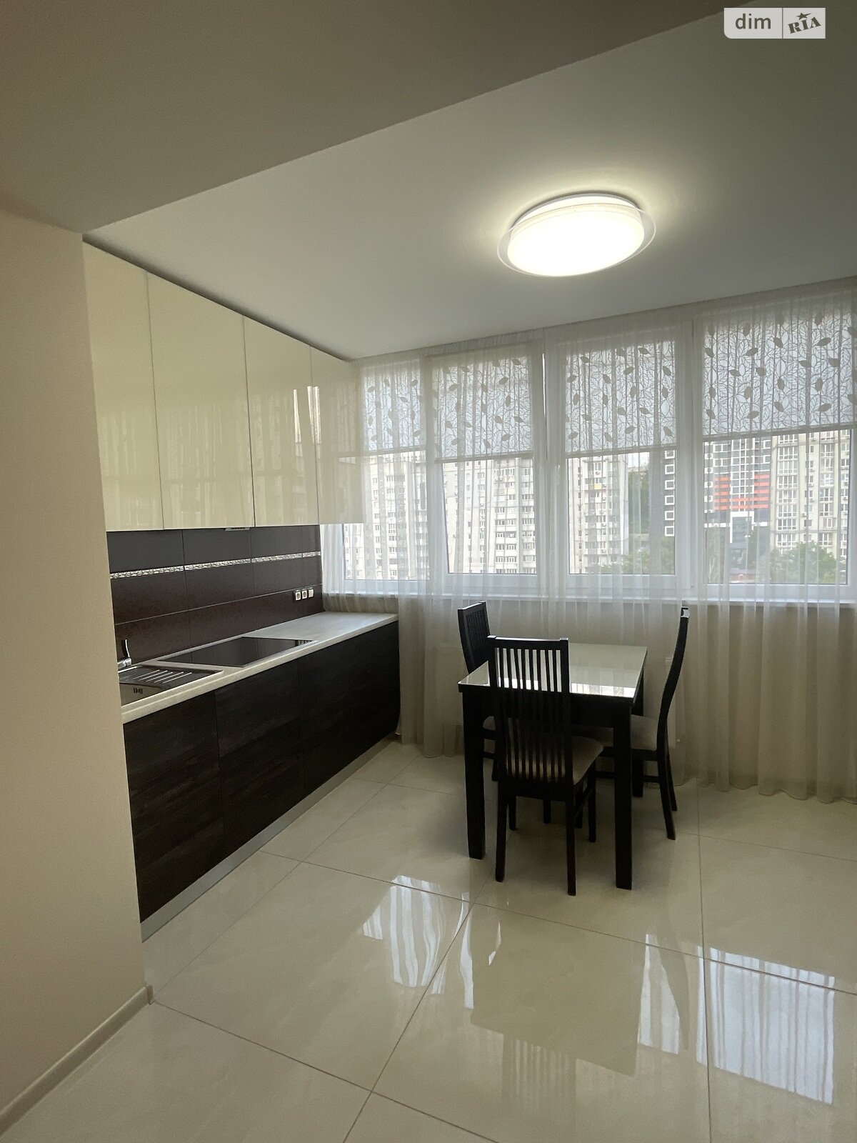 2-Room Apartment on 7th Floor with Designer Interior
