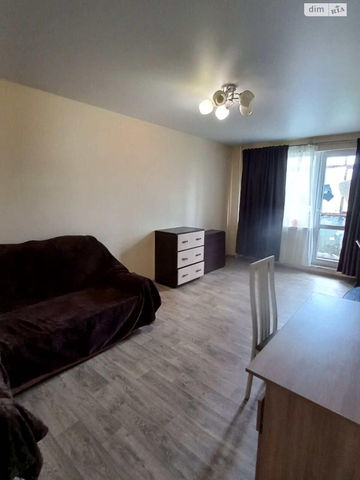Two-room apartment on Alekseevka, 4th floor, gas-equipped house