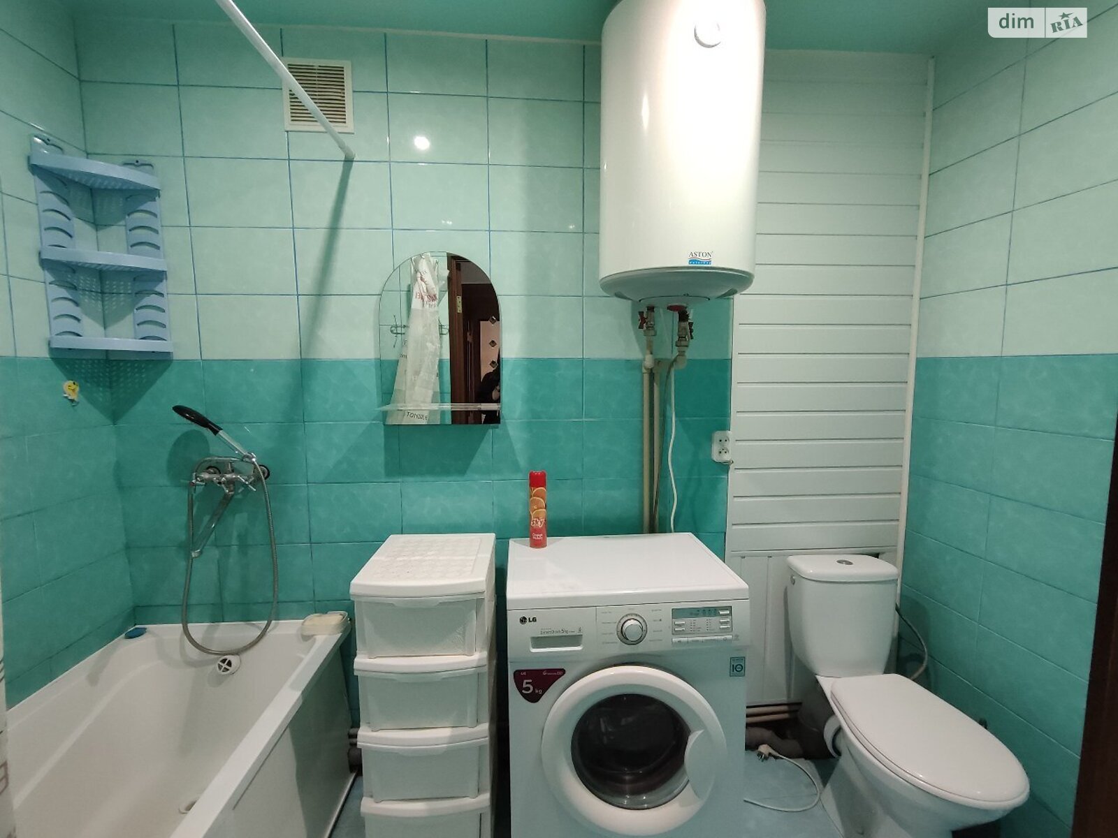 2-Room Apartment in 12th Quarter, Near Terra Shopping Center