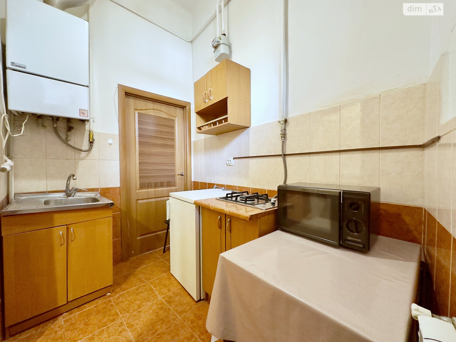 Bright 1-room apartment near SKA stadium with full amenities