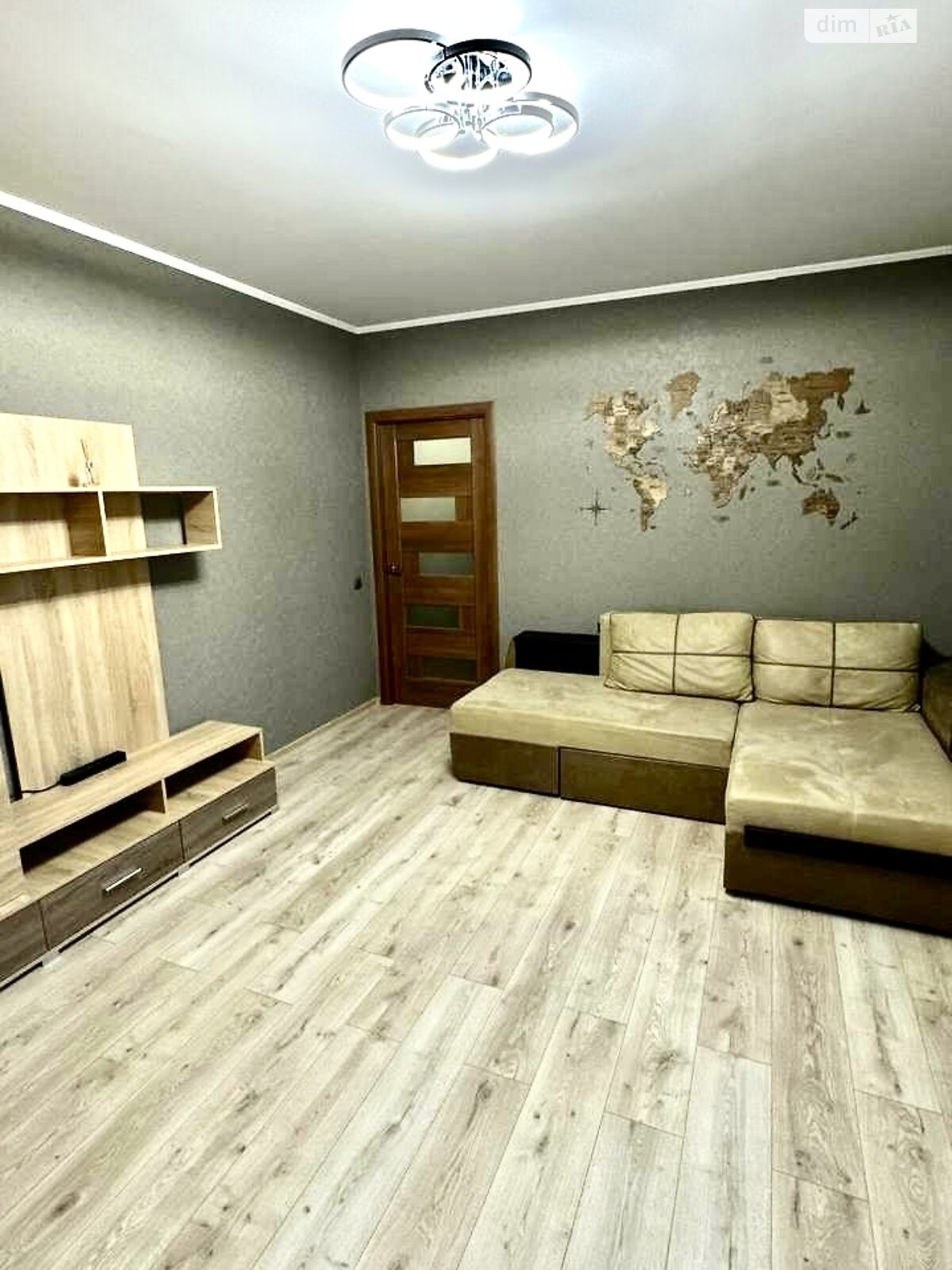 1-Bedroom Apartment in Petrovskiy Quarter, Fully Equipped
