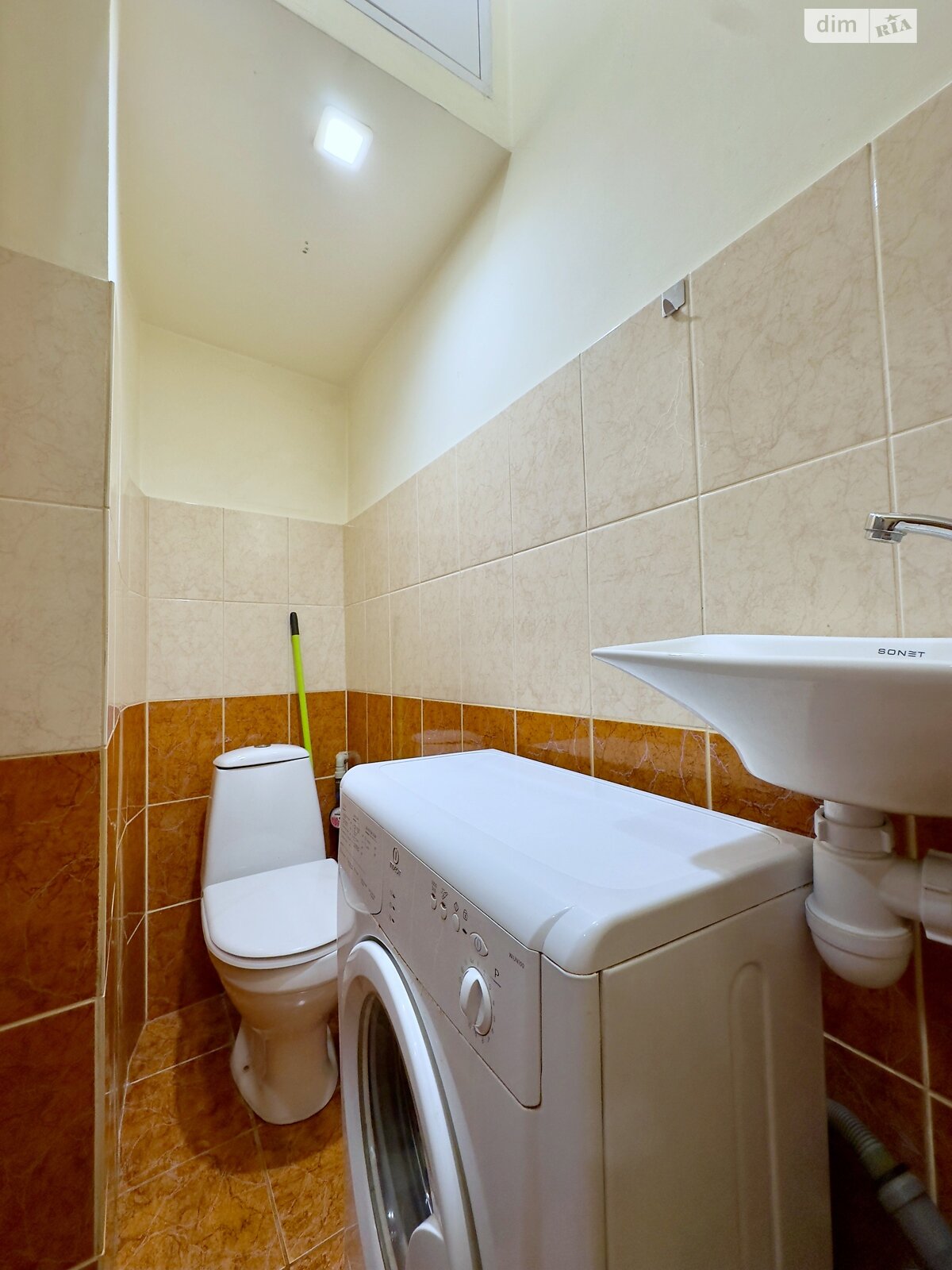 Bright 1-room apartment near SKA stadium with full amenities