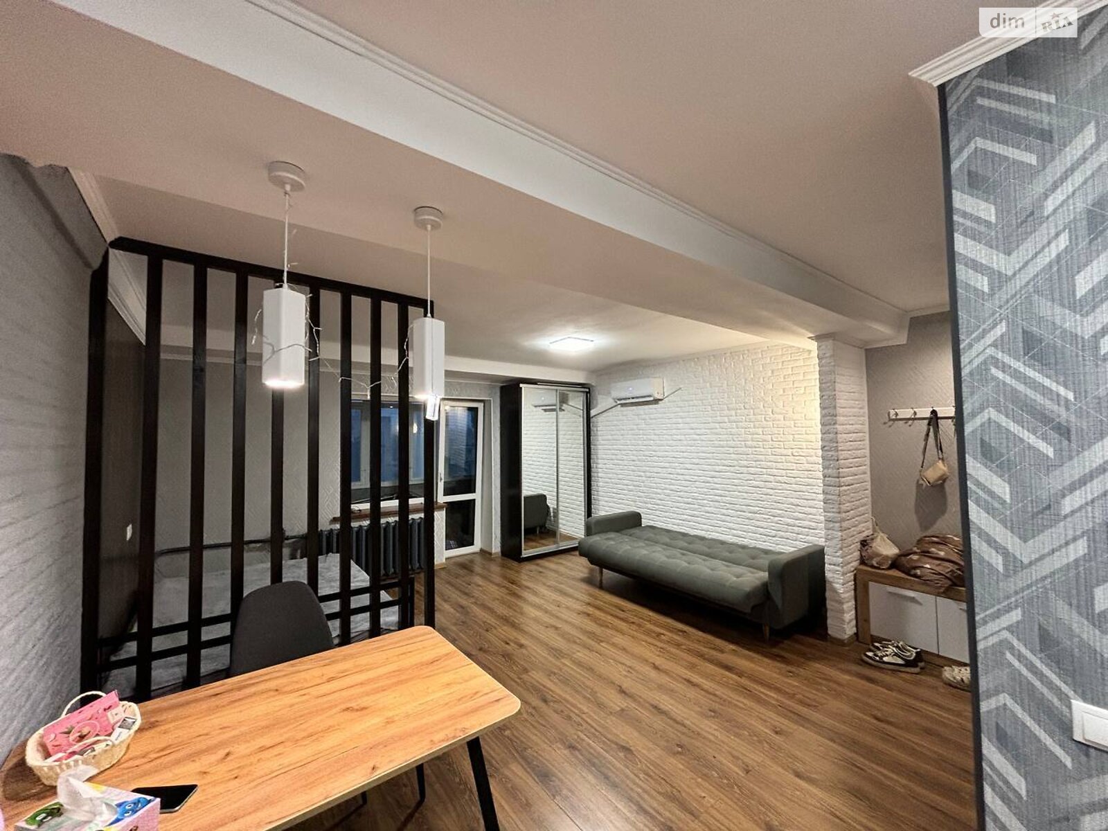 1-Bedroom Apartment in Podol, Tulchynskaya Street