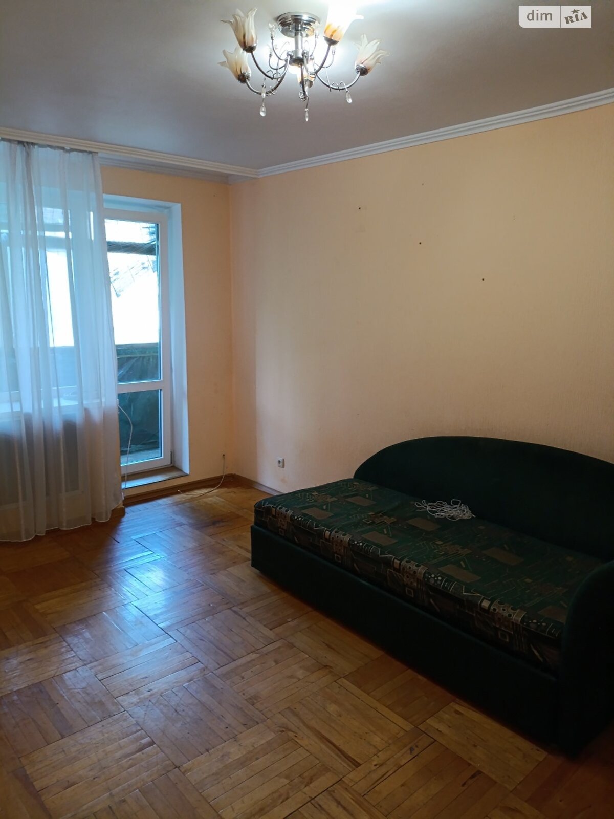 2-кімнатна квартира на вулиці Космонавтів, 4 поверх
