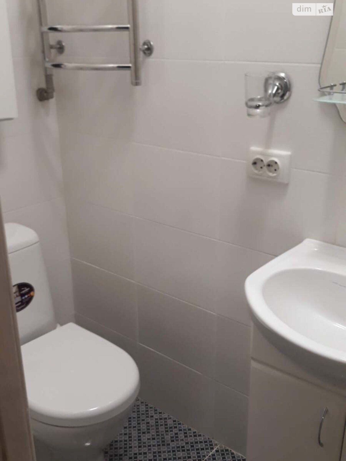 Cozy Studio Apartment near Silver Breeze Mall