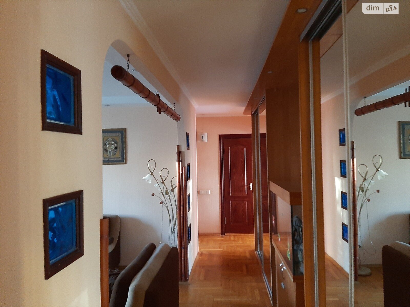 3-Room Apartment near Mynska Metro, Obolonskyi Prospect