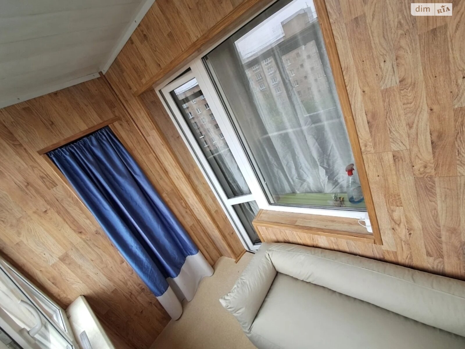 Cozy apartment with modern renovation and full amenities