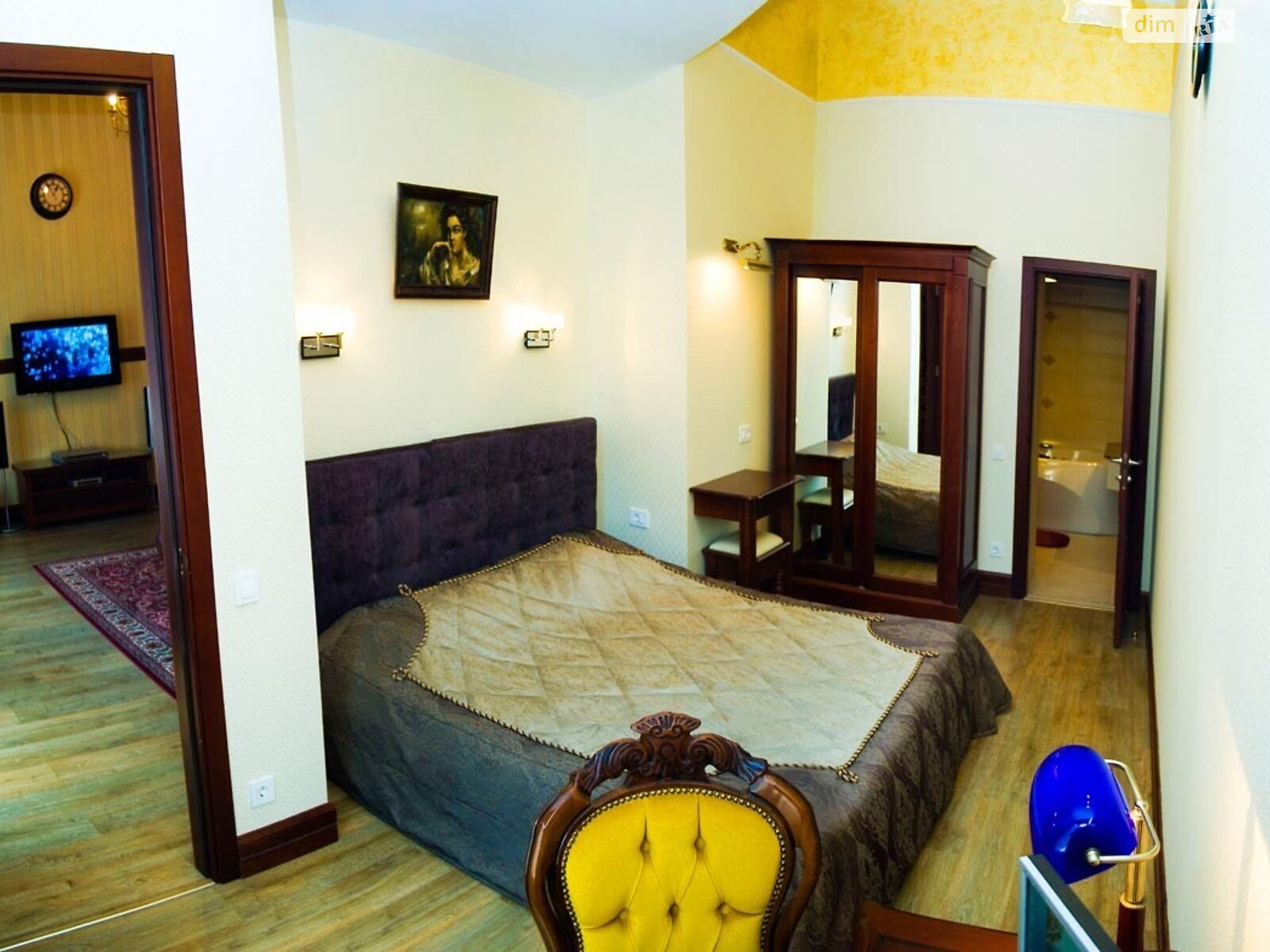 Euro-style two-room apartment in the center of Odessa