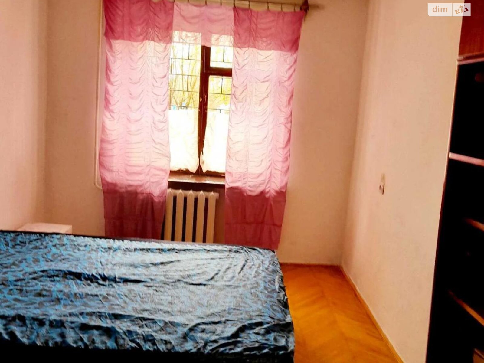 3-Room Apartment in Lviv, Patona Street, Railway District