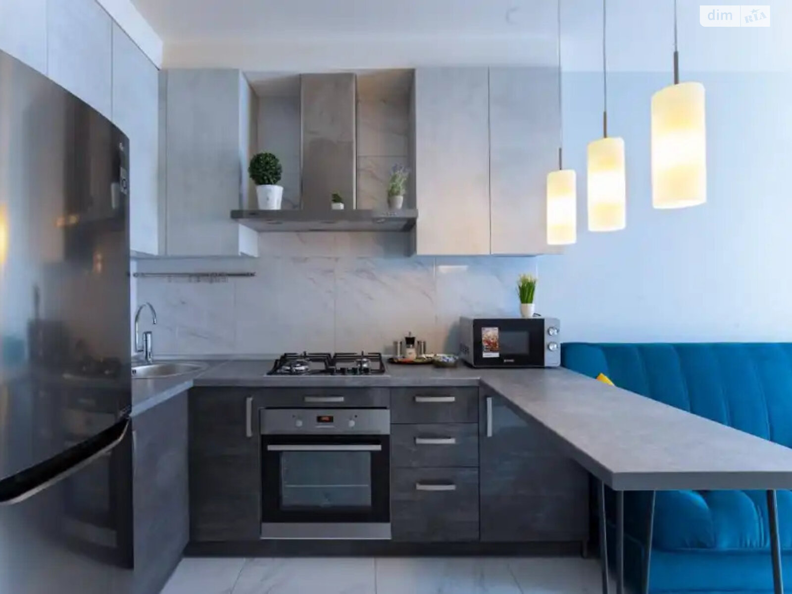 2-Room Apartment in River Park Complex with Modern Design